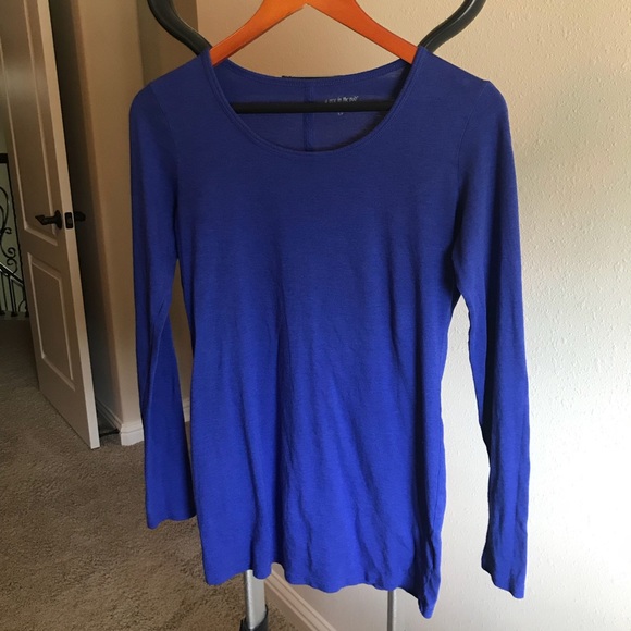 Pair of Maternity Shirts - Picture 2 of 7